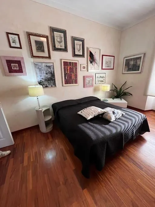 Niccolini Apartment Florence